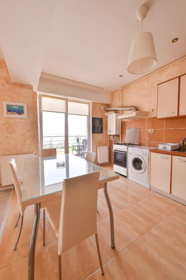 3 Summerland Apartament *